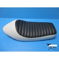 "BLACK" & "WHITE" CAFE RACER SADDLE SEAT For YAMAHA SR400 SR500 // Car BLACK WHITE Spine Ant Butt