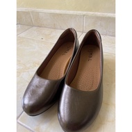 Kasut Saara Ijmal Bronze 4.5 (US)