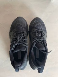 HOKA one one anacapa low GTX