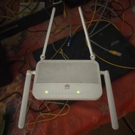 Huawei Premium EchoLife HG8245W5-6T | GPON Dualband