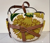 Loewe Gate Floral 側背包