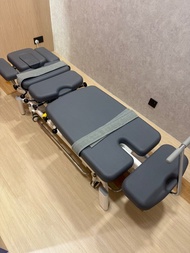 OsseFlex Pro 專業4段下壓電動脊醫醫療治療床