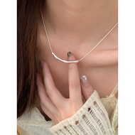 High-End New Style Necklace Female s9252025Clavicle Chain Design for Night Pleated Geometric Niche L