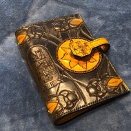 The book of the dead 造型 A6活頁6孔真皮筆記本 皮雕造型手帳本