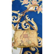 Alviero Martini sling bag original