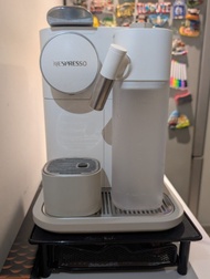 Nespresso Gran Lattissima Coffee Machine with free Capsule Drawer