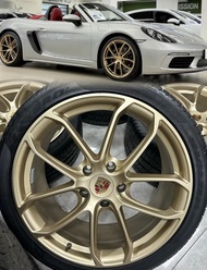 20吋Porsche 718GT4原廠拆車呔鈴帶派拉利呔前245 35R20後輪295 30R20