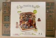 Rolife DIY Miniature House (Sam’s Study)