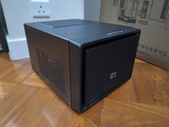 全新靚仔ITX 電腦機箱，可用標準火牛