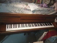 YAMAHA 直立式鋼琴