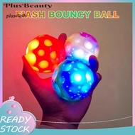 <Pluscloth> Easy to Hold: Our jumping ball is just a bouncing ball with a diameter of 68cm it is eas