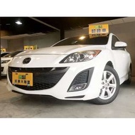 看膩了滿街跑的五門馬三了嗎?細細看四門好像更好看點唷 2011年 MAZDA 3 4D 2.0 方向盤快撥 多功能影音 五速手自排