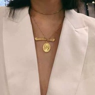 Necklace/Vintage Distressed Plated 22K Gold Pendant Necklace