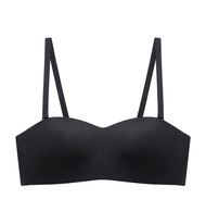 Triumph เสื้อชั้นในแบบเกาะอกไม่มีโครง รุ่น Tri-zone HPD รหัส 10218664 สีดำ 0004