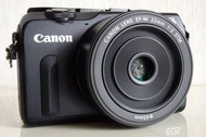 Canon EOS M2 機身和單焦點鏡頭 EF-M22mm F2 STM