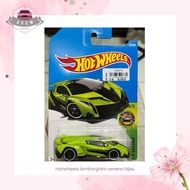 HIJAU Hotwheels Lamborghini Veneno Green