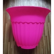 colour flower pot 22.5cm x 18.5cm
