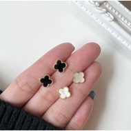 Chammy.Store Earring Clover 14k Gold Plated.