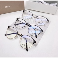 Super thin minus glasses H index