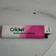 Lighter Cricket Berkualiti