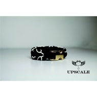 UPSCALE Stitched Cobra paracord bracelet