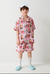 韓國直送🇰🇷SPAO x 蠟筆小新限量版 聯名款 童裝
Size : 120 130 140 150 160 
呢款有出大人版㗎
售完即止
到貨日12至18日
🇰🇷精選韓國好物推介🇰🇷
正品正貨💯

