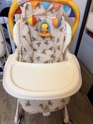 Combi安撫餐搖椅