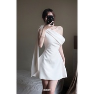Women's off-the-shoulder Dress with flower tag Mili Dress Off Shoulder Dress