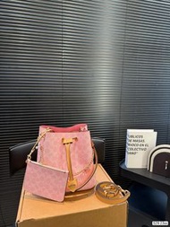 新款 COACH 蔻馳 Mollie Bucket 水桶包2 hkpowerbuy. 手袋 斜孭袋 銀包 禮物 情人節 七夕