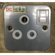 UMS Metal Clad 15A Single Socket Switch