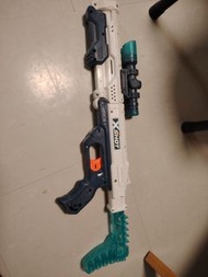 X-SHOT 玩具水彈槍連瞄準鏡
