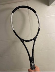 日本購入男女啱用 Wilson pro staff 97 V12 tennis racket 網球拍97 sq in, grip 2, 16x19 pattern, 315g 球拍運動  Good c