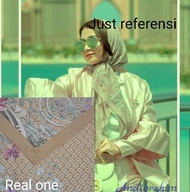 Zullaikhahijab Kerudung Frozen Series Like Buttonscarves logo B