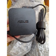 19V 3.42A 65W AC Power Adapter For Asus ZenBook Duo UX481F UX481FL UX481FA 4.5*3.0mm