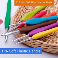Soft Grip Crochet Hook,Rubber Handle Hook,Jarum kait Pemegang Getah (size 2mm - 6mm)