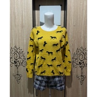 GRAPHIC KNIT SWEATER TEE