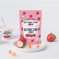 Korea Yakult Super 100 Yogurt Gumi Jelly Strawberry X 4 (2+1)  Total 12