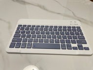 iphone ipad Bluetooth Keyboard chargable支援電腦ios android