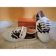 Shoes NANYANG SHOES FOOTBALL TAKRAW NANYANG SHOES BLACK GOLD + NAMA
