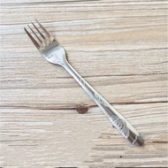 Buyerpick Creative Modern Design Stainless Steel Spoon Fork Set Kitchen Cutlery Tahan Karat Moden Alat Dapur Sudu Garpu