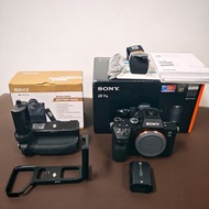📸 Sony A73 A7III A7iii 電池 手柄grip 兔籠 無反相機 有盒 百老匯行貨