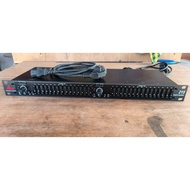 Equalizer DBX 215