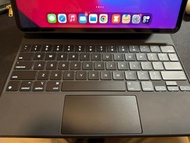 iPad Pro 12.9 5th Gen  M1 256GB with cellular space gray + US Keyboard + Pencil