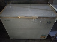 Freezer Box 200 Liter Merk Domo