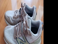 New balance hierro v7 us8.5