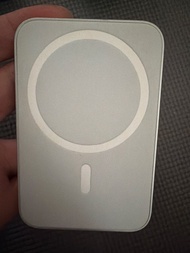 Belkin MagSafe 車用磁吸手機架