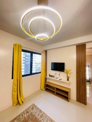 Pangsapuri m² dengan 1 bilik tidur dan 1 bilik mandi peribadi di Pahina (1BR CONDO NEAR AYALA MALL)