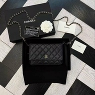 Chanel19S 幻彩黑金荔枝紋WOC發財包鍊條包 19*12*3.5 99新配件保卡