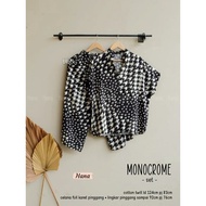 monocrome set by hana