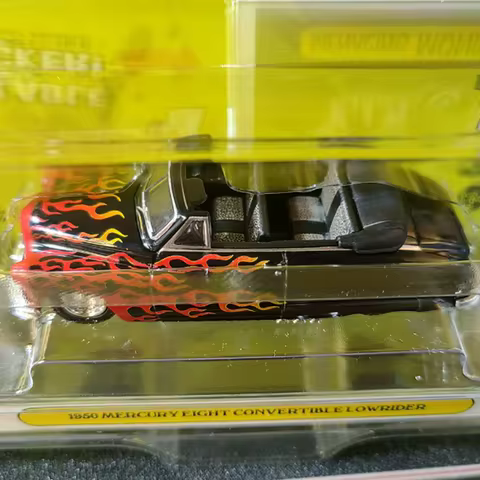 Green Light 1:64 Scale Alloy Car Model - 1950 Mercury Eight - Lowrider Convertible Sports Car